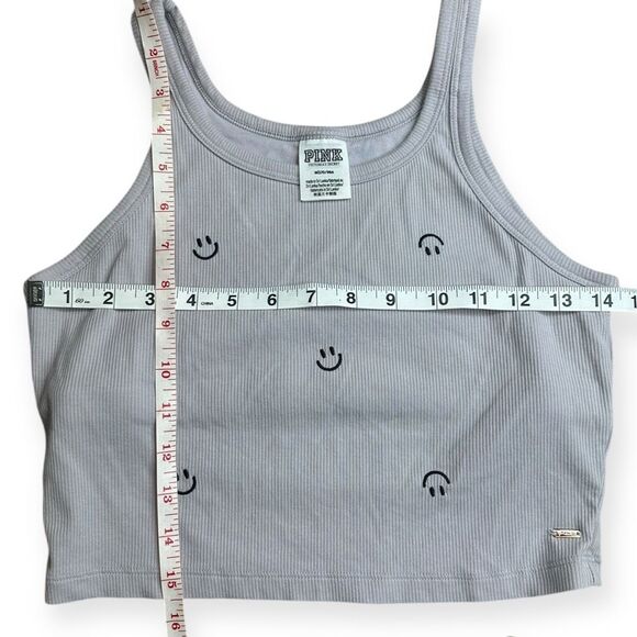 PINK VICTORIA’S SECRET Women’s Gray Ribbed Crop Tank with Smiley Face Print Size - Picture 4 of 5